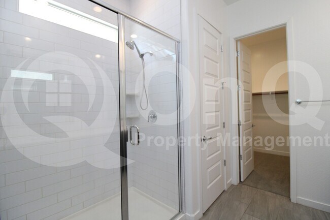 Building Photo - 259 E Sagittarius Pl