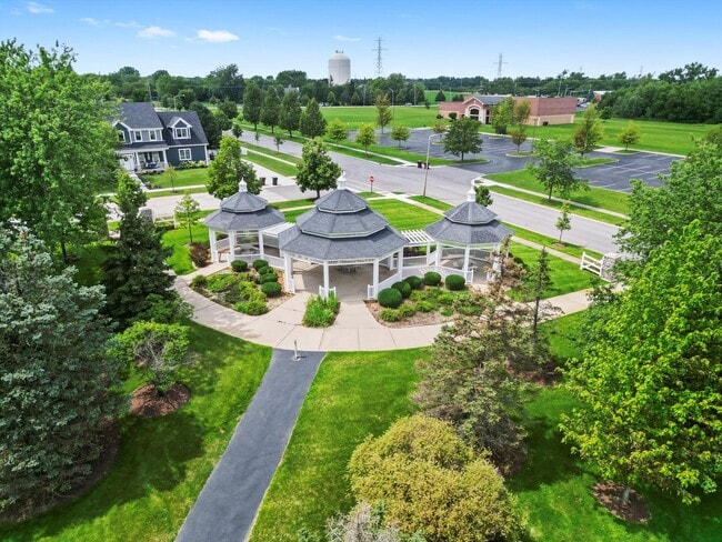 Building Photo - 21341 Windy Hill Dr