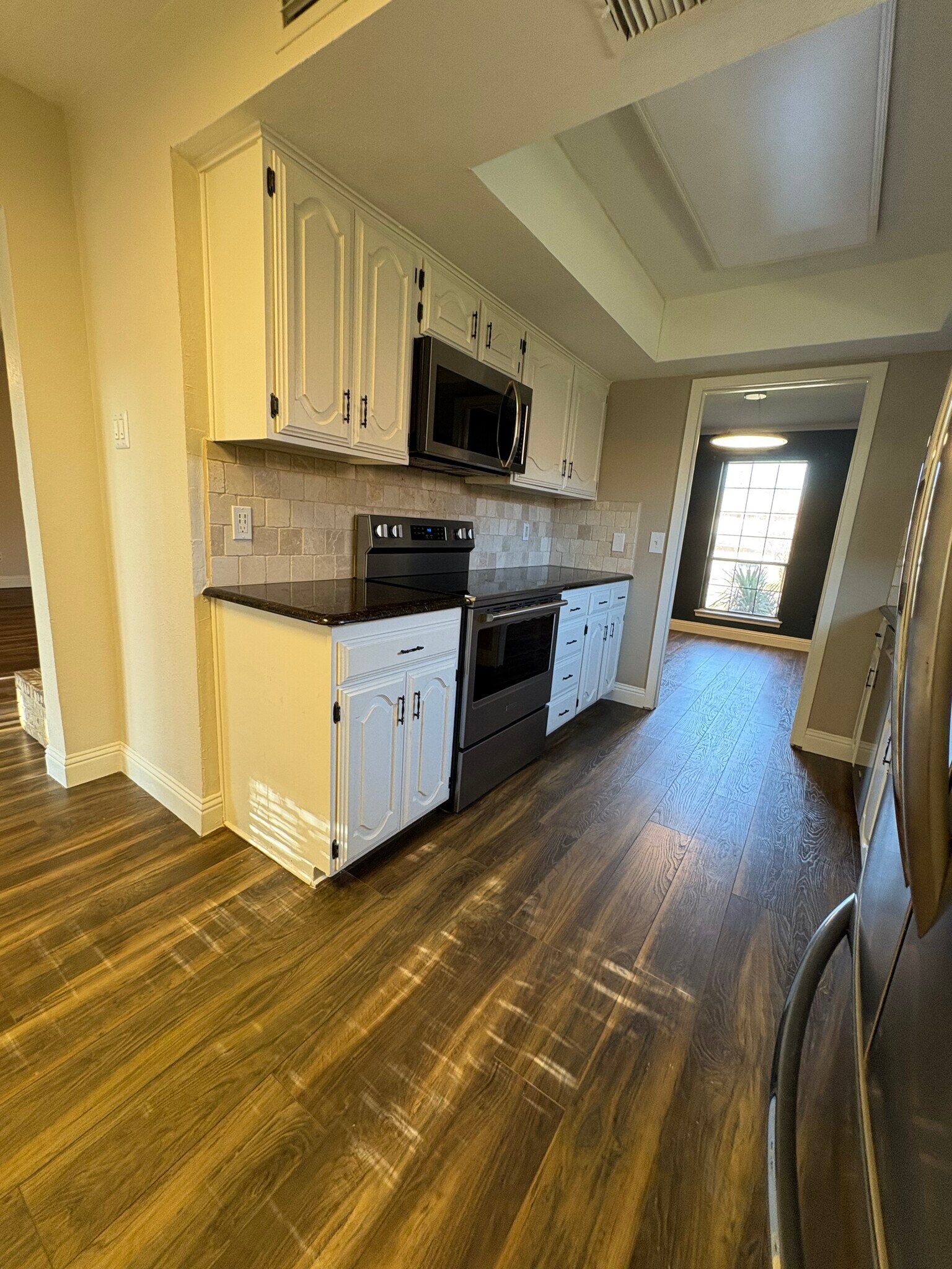 Building Photo - 1822 Juniper Ln