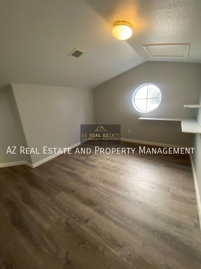 Building Photo - 7465 W Denaro Dr