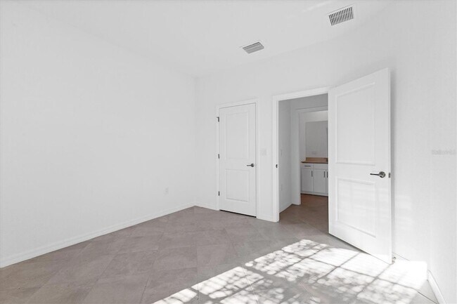 Building Photo - 19095 Cabernet Ct