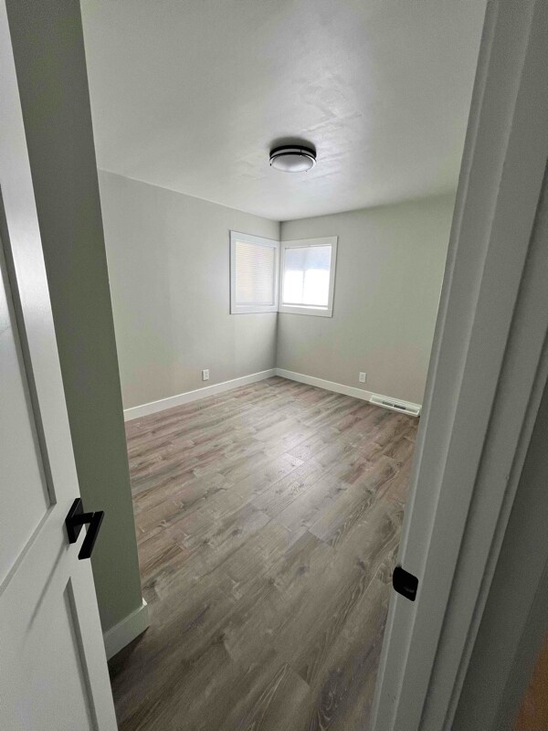 Building Photo - 2505 Hancock Ave