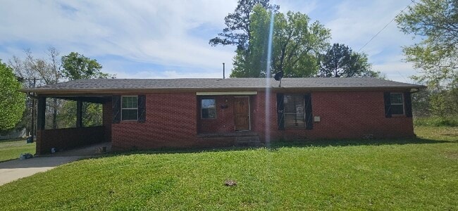 Building Photo - 1107 Devereaux St