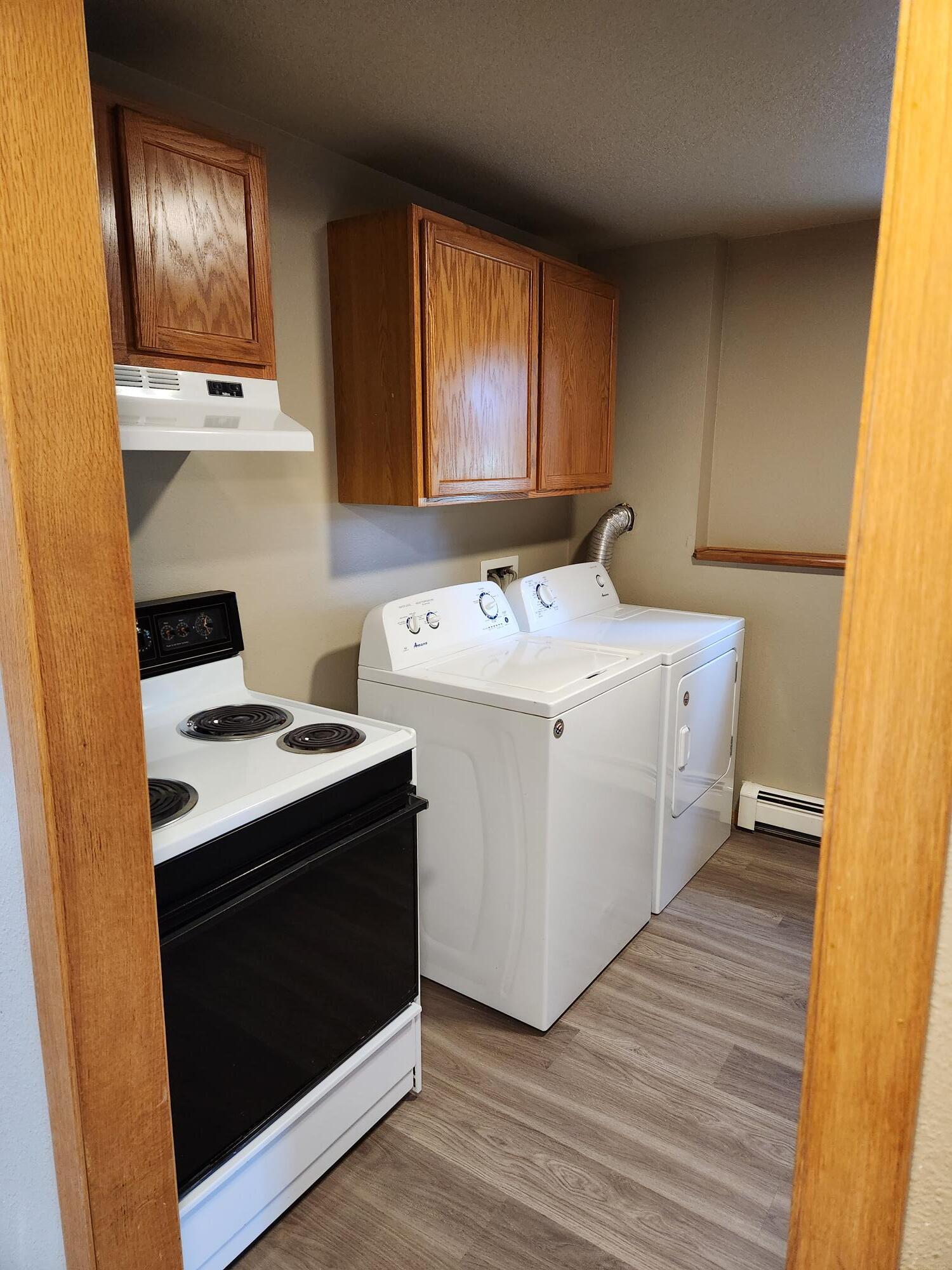 Building Photo - 341 Valley Grove Dr