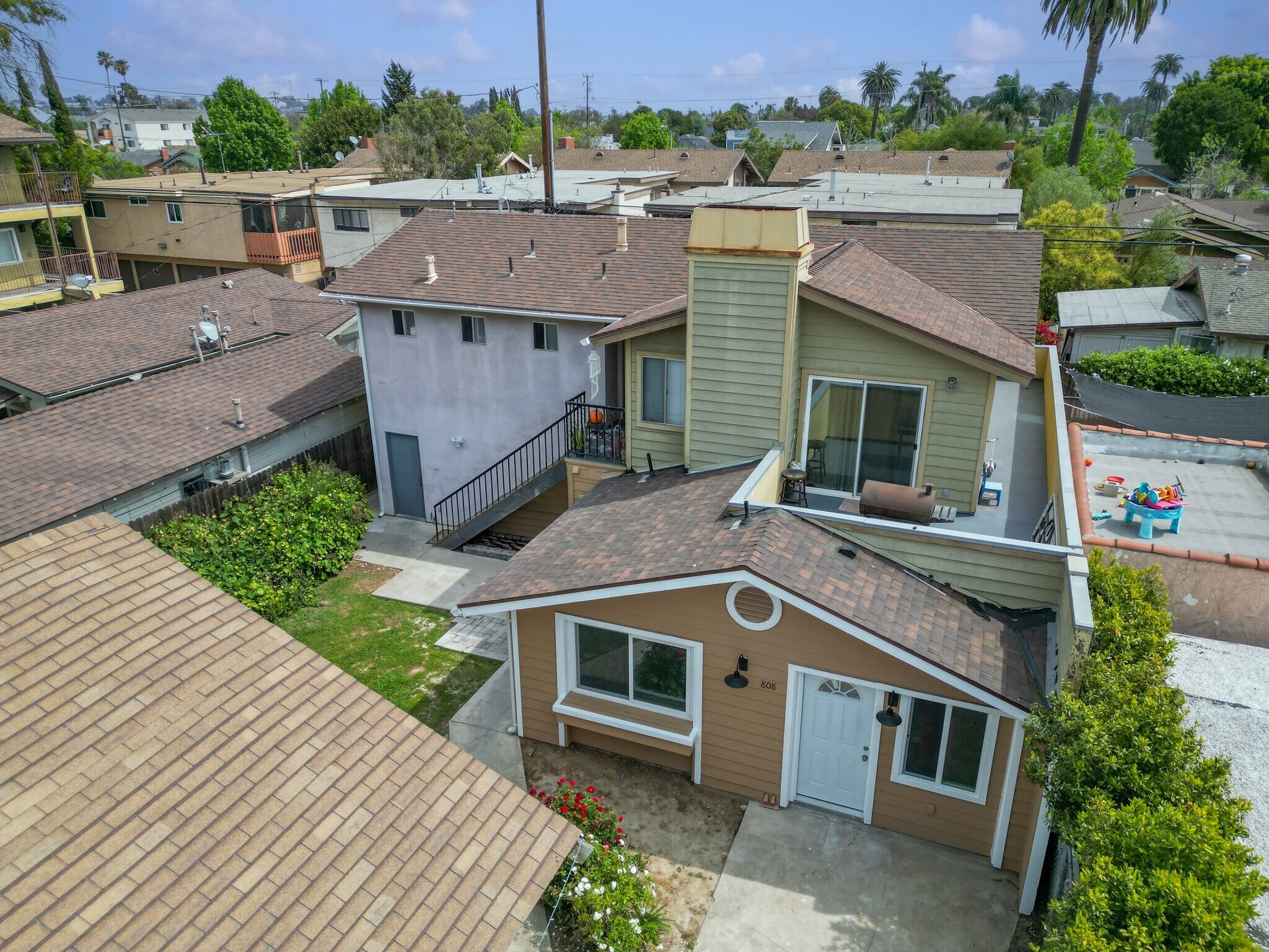 Building Photo - 808 St Louis Ave