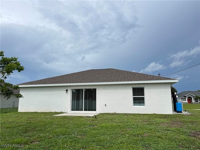 Building Photo - 2821 NW 6th Pl