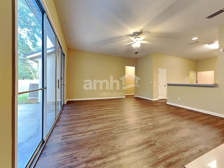 Building Photo - 9426 Staplehurst Dr