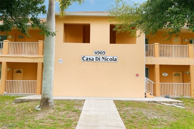 Building Photo - 4903 York St