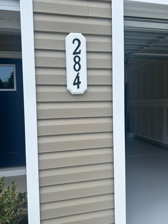 Building Photo - 284 Myrtle Grande Dr