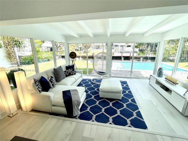 Building Photo - 2424 Tortugas Ln