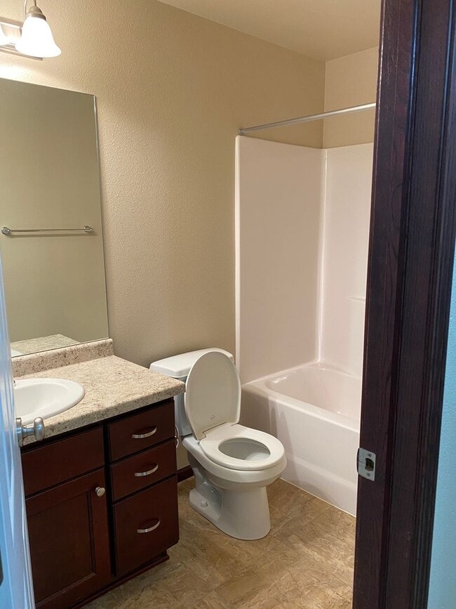 Building Photo - 332 Little Rock Ct