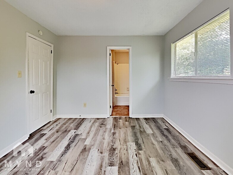 Building Photo - 2269 Belmore Ln