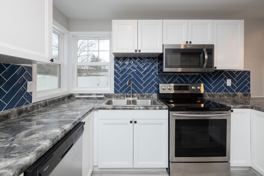 Building Photo - 8835 Nicollet Ave S