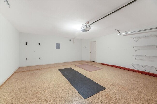 Building Photo - 1621 Maggie Mayes St