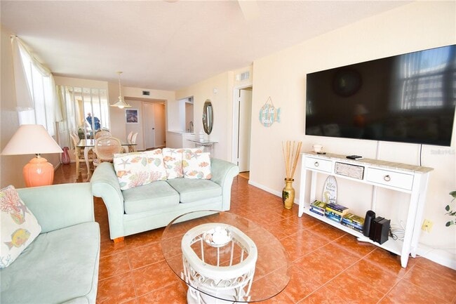 Building Photo - 6021 Bahia Del Mar Cir N