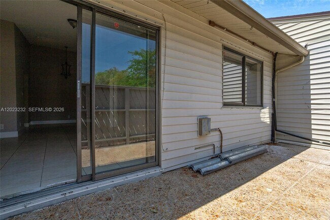 Building Photo - 3633 NW 99th Terrace