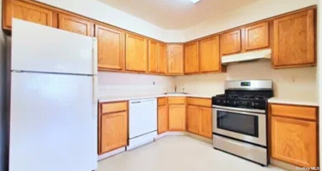 Building Photo - 23-77-77 Bell Blvd