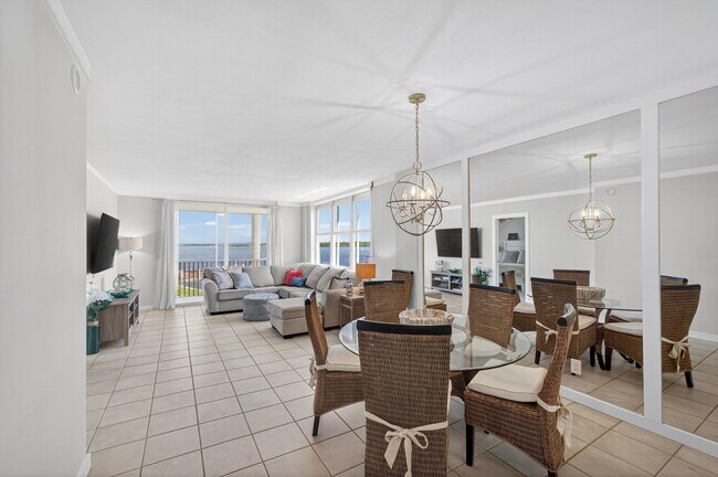 Building Photo - 100 Paradise Harbour Blvd