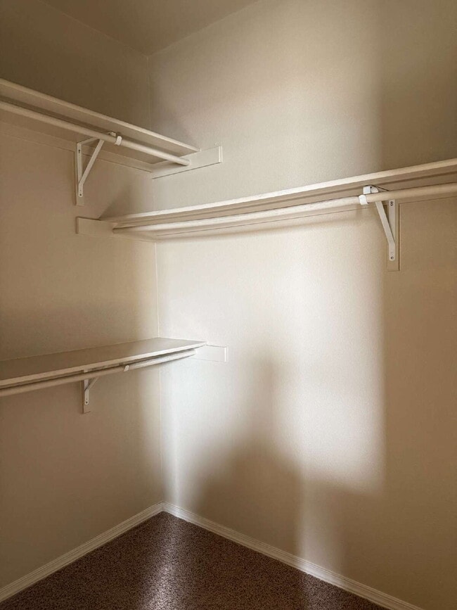 Building Photo - Cozy three-bedroom two bath at a great location! 10429 Silvercloud Drive, El Paso, Texas 79924