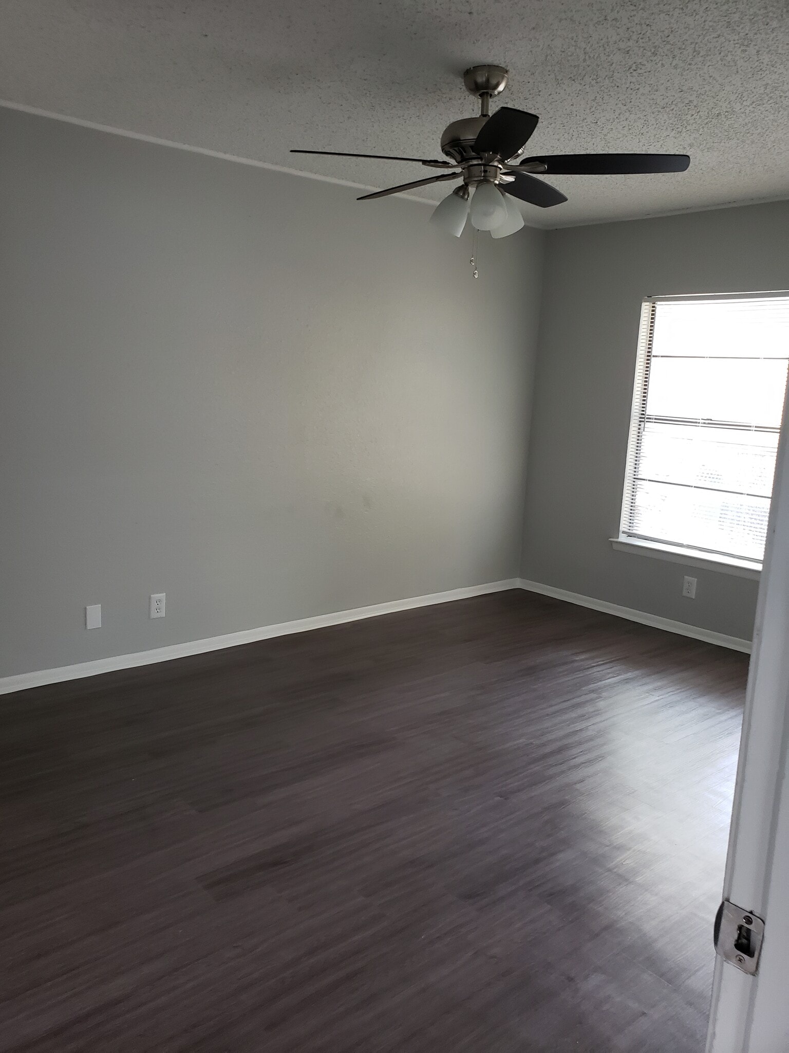 Building Photo - 4883 Aspen Wood Dr,