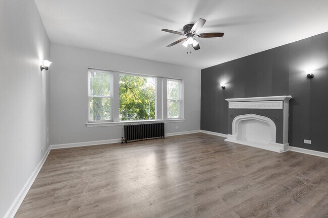 Building Photo - The Juneway Terrace West