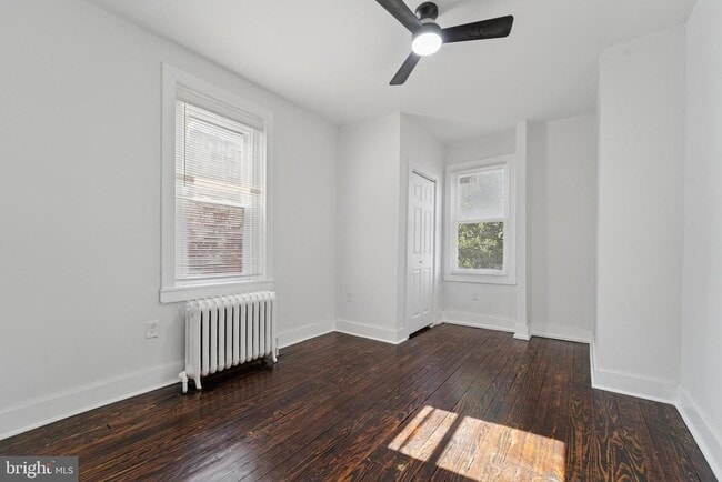 Building Photo - 127 W Albanus St