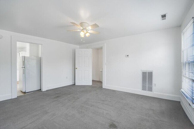 Building Photo - 621 Lafayette Blvd