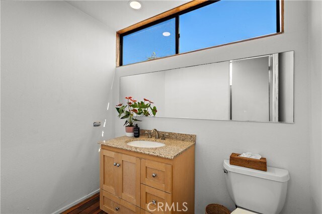 Building Photo - 3028 Overhill Dr