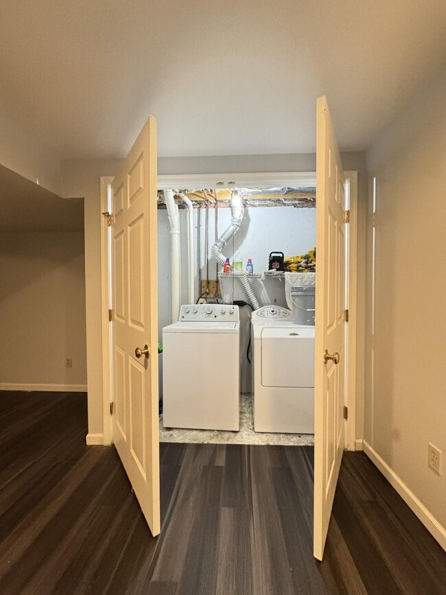 Building Photo - 11328 Sheffield Ln