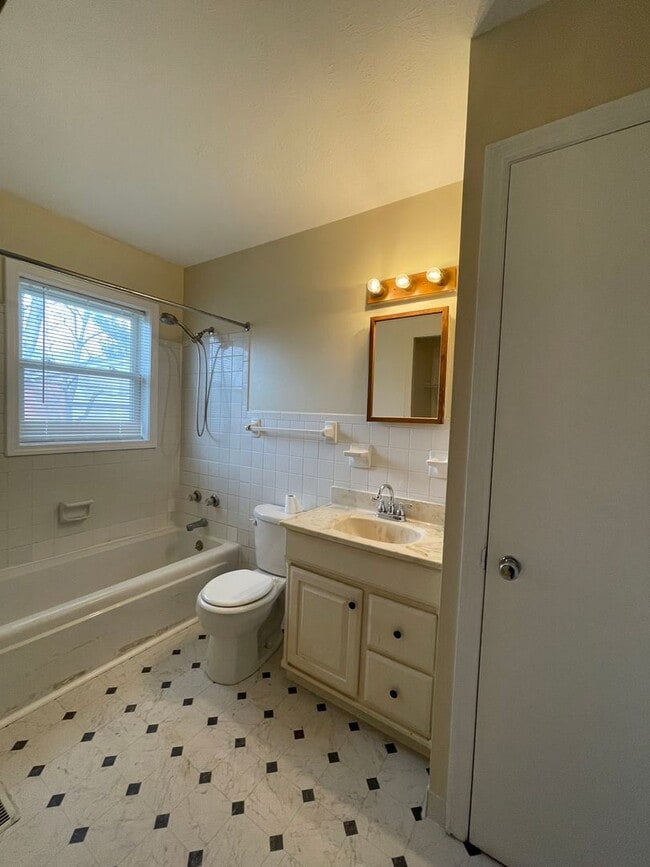 Building Photo - Coming Soon! Lovely Home w/ HW Floors! *Spring Special-$100/mo Off Your Rent for 6 Months!*