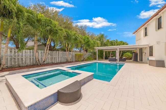 Building Photo - 3461 SE 1st St