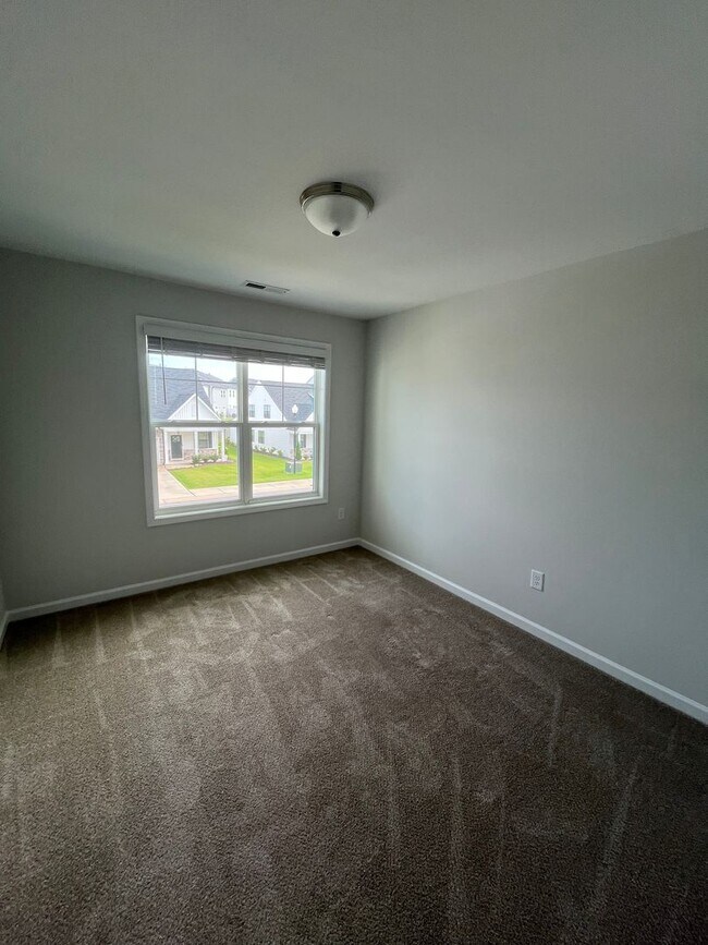 Building Photo - Charming 3 Bedroom Home Located In Zebulon NC!!!