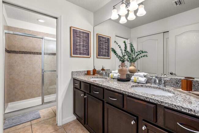 Building Photo - 1978 Majorca Dr