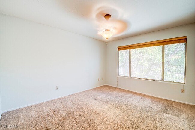 Building Photo - 3060 Casey Dr