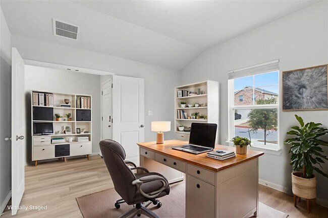 Building Photo - 3003 Ottaviano Way