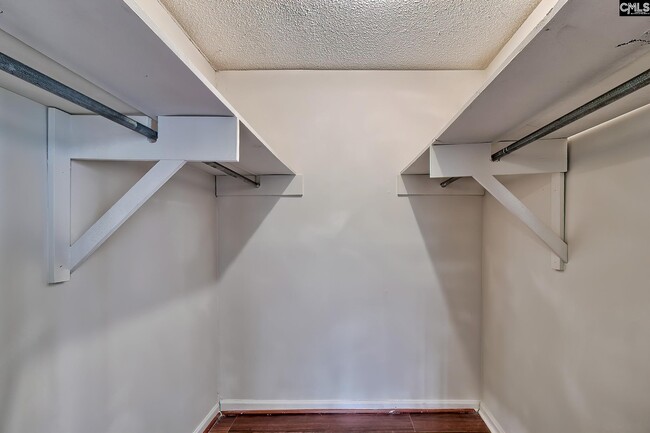 Building Photo - 45 Battery Walk Ct