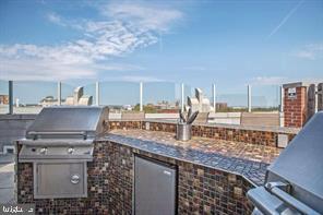 Building Photo - 1021 N Garfield St