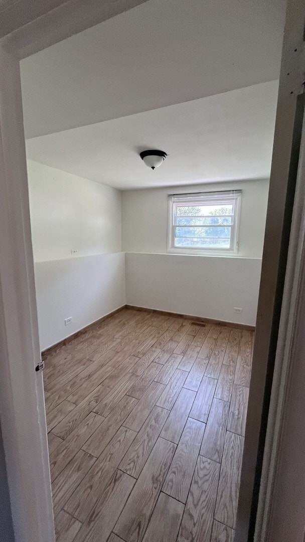 Building Photo - 110 Woodcrest Cir