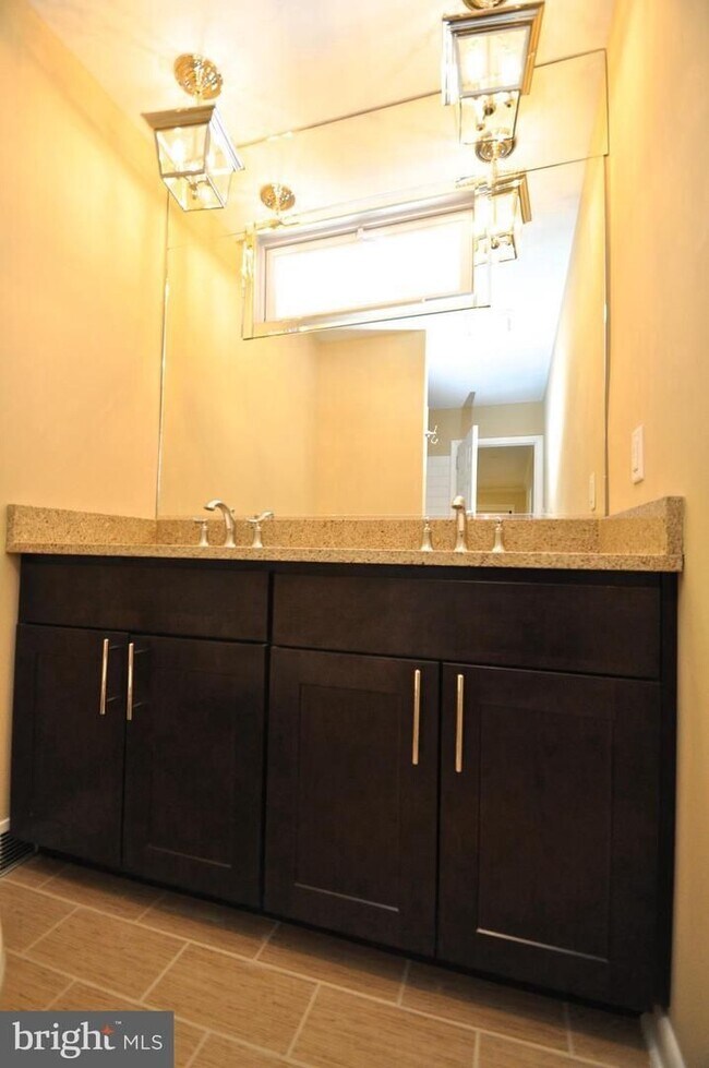 Building Photo - Beautiful Renovated Home in North Wilmington