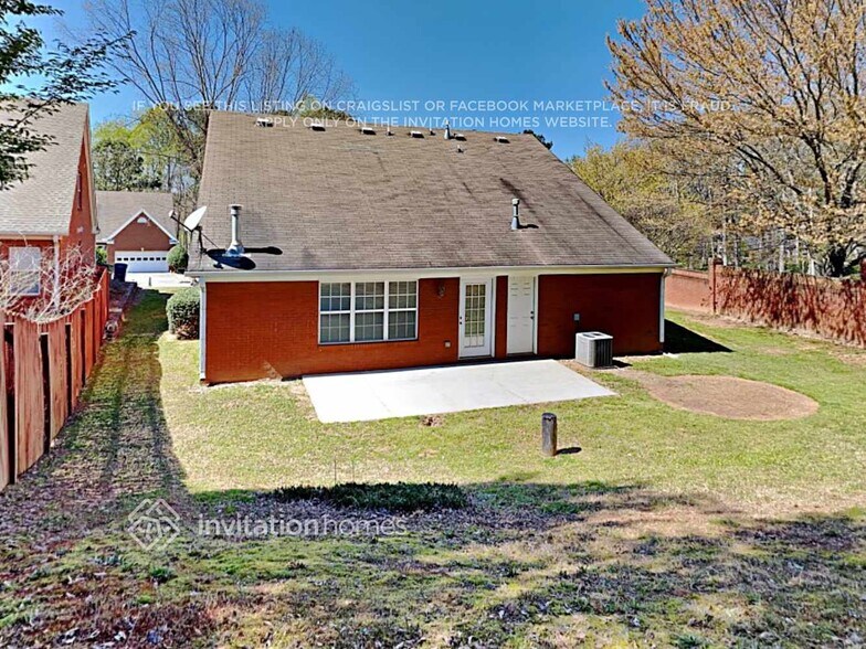 Building Photo - 1212 Liverpool Pointe