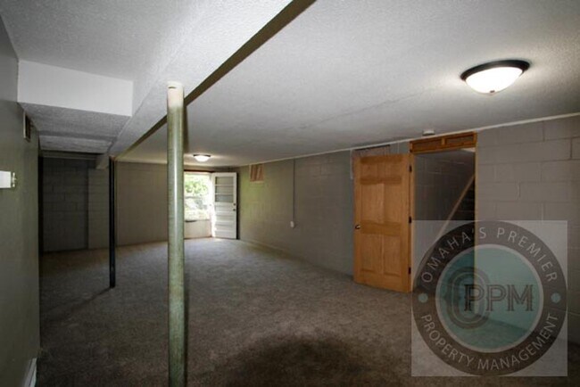 Building Photo - 12317 Weir St