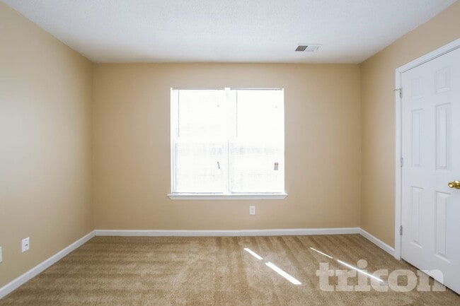 Building Photo - 3185 Lower Creek Dr