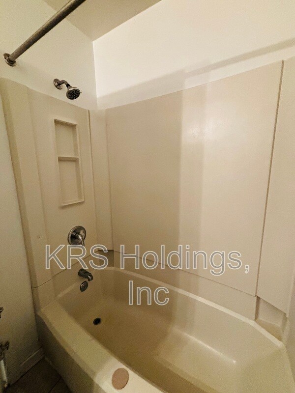 Building Photo - 9629 Groundhog Dr