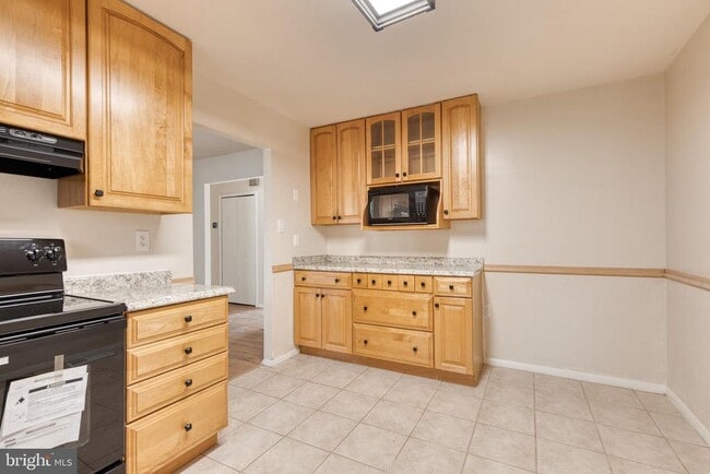 Building Photo - 2274 Dairy Farm Rd