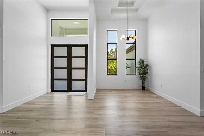 Building Photo - 2702 Old Burnt Store Rd N