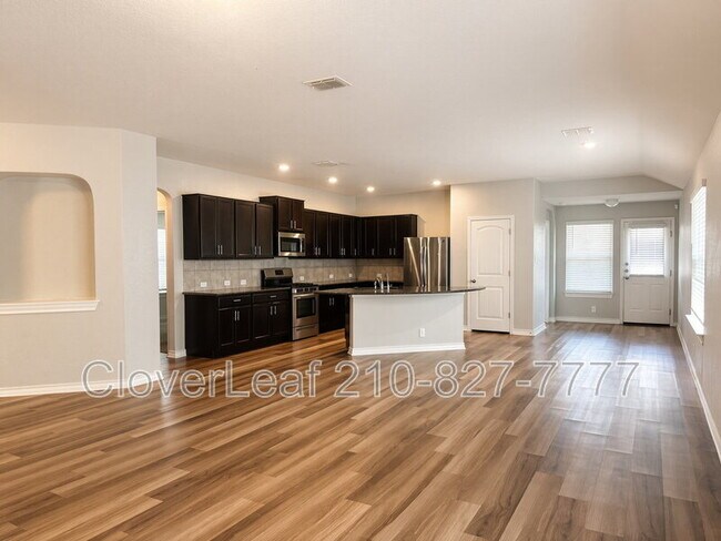 Building Photo - 8936 Taylor Grv