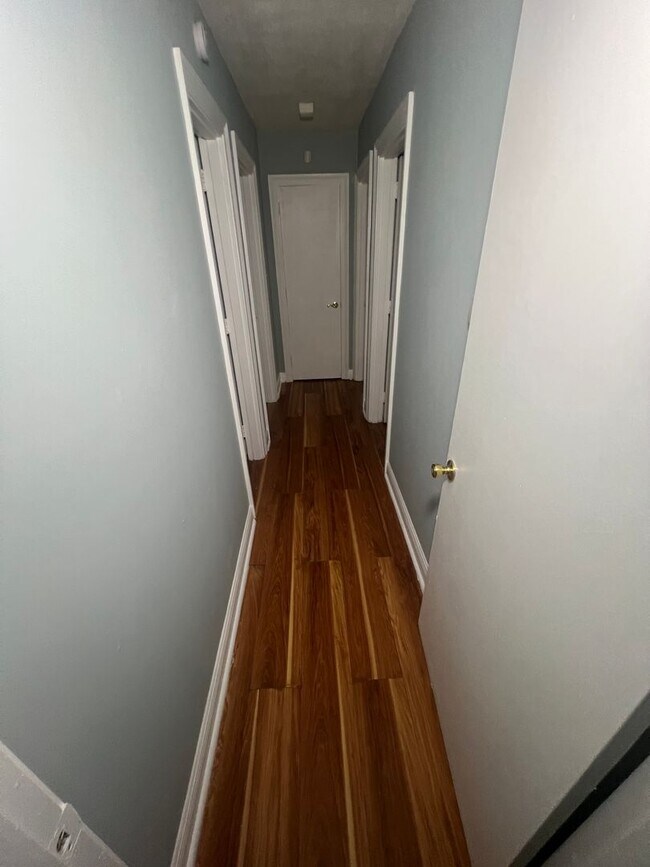 Building Photo - Beautiful 4/3 Home in North East Jackson