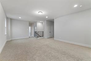 Building Photo - 1328 Westborough Ln