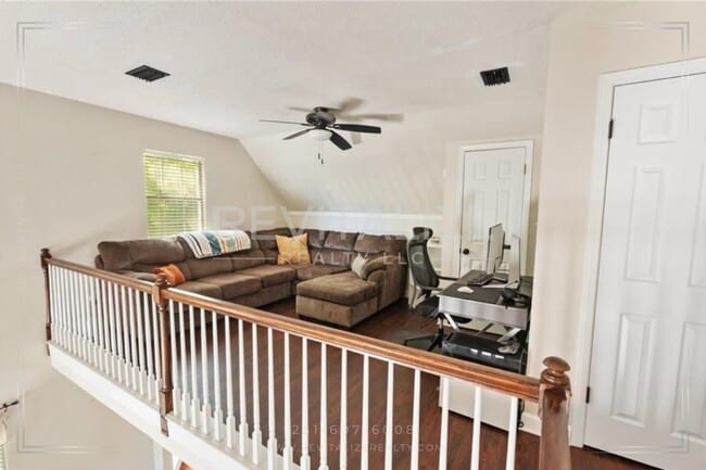 Building Photo - Coming Soon! 3 Bed/2 Bath Home in West Mob...