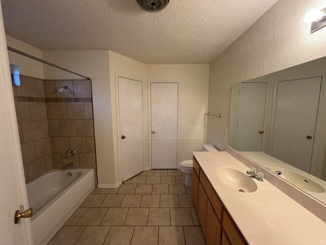 Building Photo - 4206 Frigate Dr